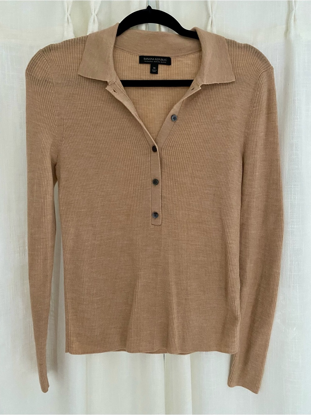 Banana Republic Women's Long Sleeve Ribbed Polo Top - Camel